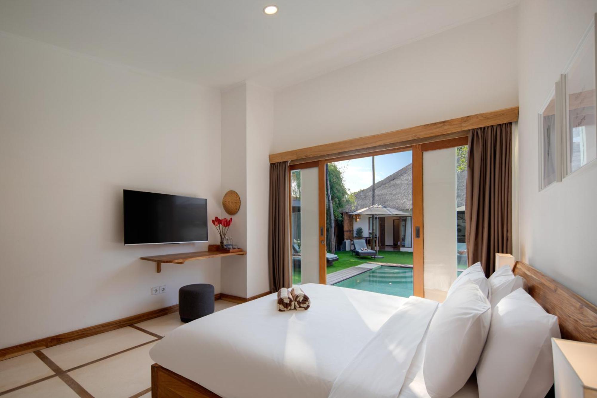 Big & Private 9 Bed, 9 Bath, Viola Villa, Pool, Location विला